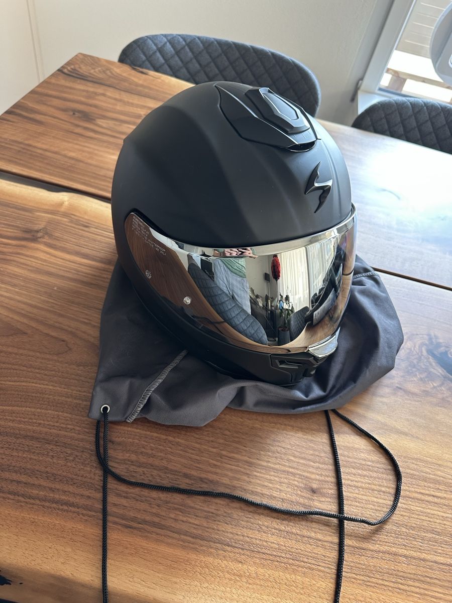 Helme & Visiere: Scorpion Motorradhelm  – Neu (gemäss Beschreibung) aus Staffelbach von Nayloo