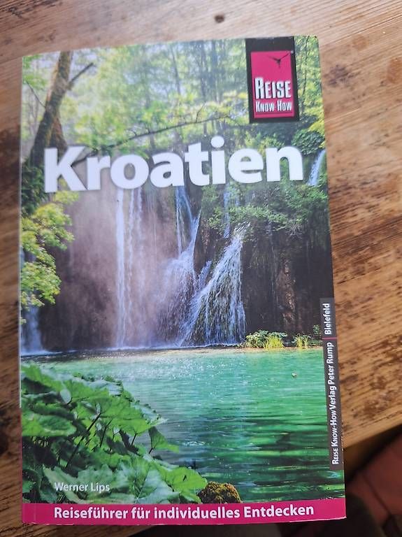 Libri: Reiseführer Kroatien  – Usato da Arlesheim venduto da gligli01