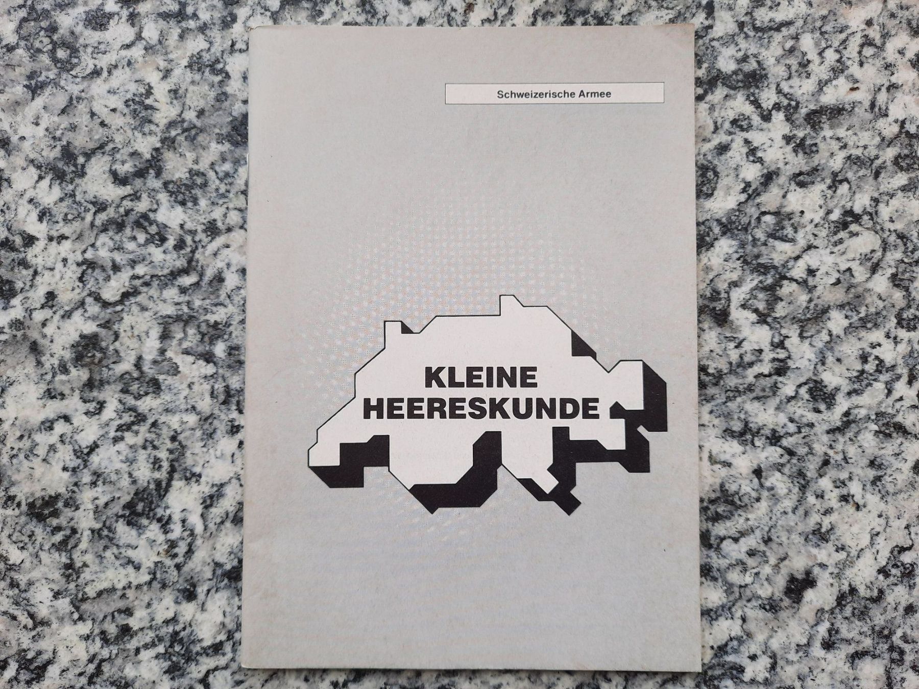 Libri: Kleine Heereskunde – Usato da Ruswil venduto da Sammlergeist