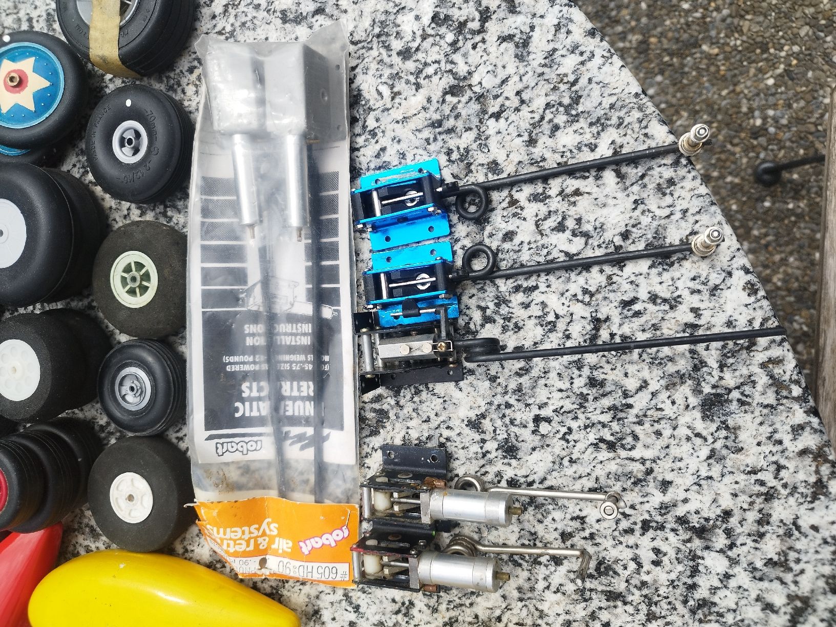 RC Modellbau: Estrichfund – Gebraucht aus Menziken von Sintro 1
