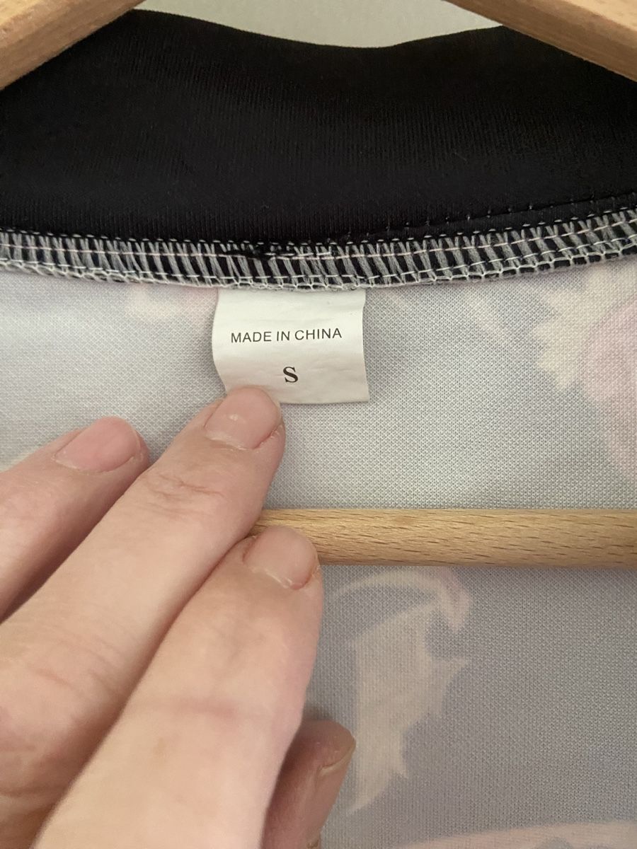Giacche: Blouson Jacke Grösse S mit Blumenmuster – Usato da Zürich venduto da Sixwieswell 2