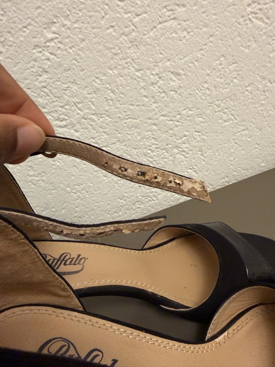Buffalo Chaussures femmes: Schwarze Pumps, Buffalo  – D'occasion à Stäfa par yei_8vlc 3