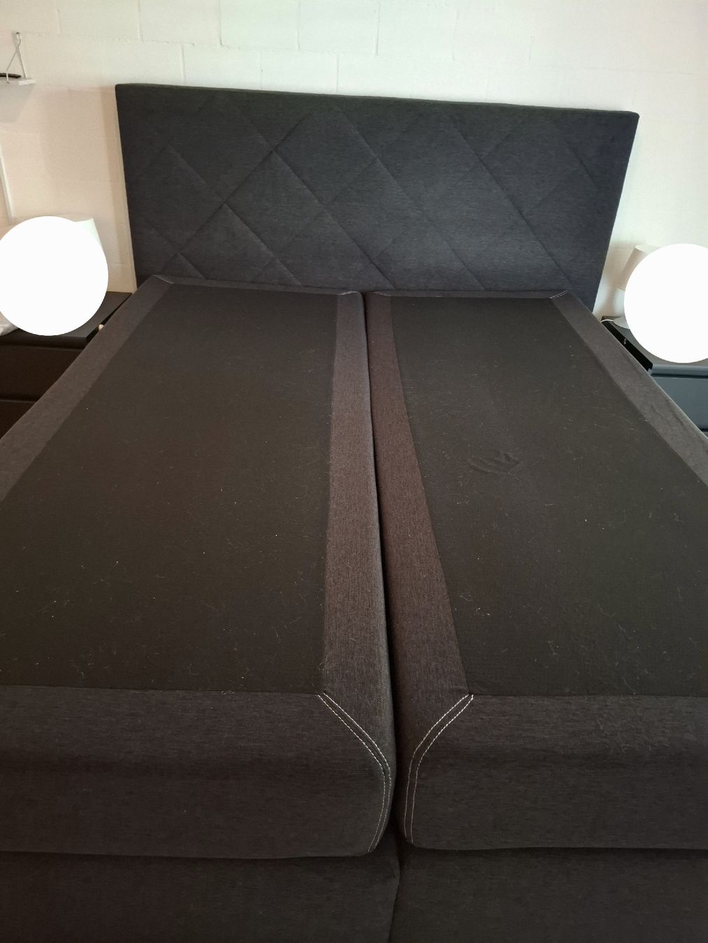 Lits: Boxspringbett 160x200  – D'occasion à Biel/Bienne par Ana006
