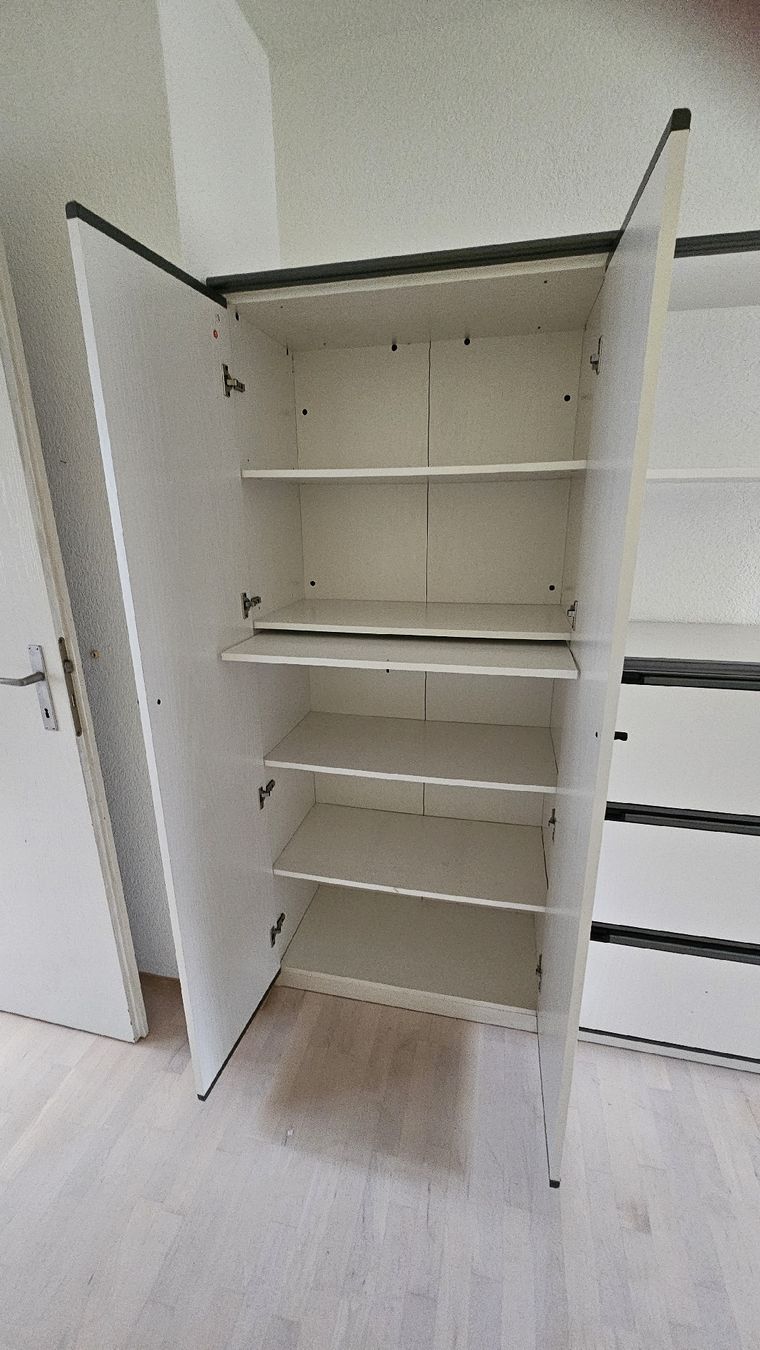 Mobilhome: Büromöbel-Set in hellem Holzdesign – Usato da Freienstein venduto da pat_flx2 3