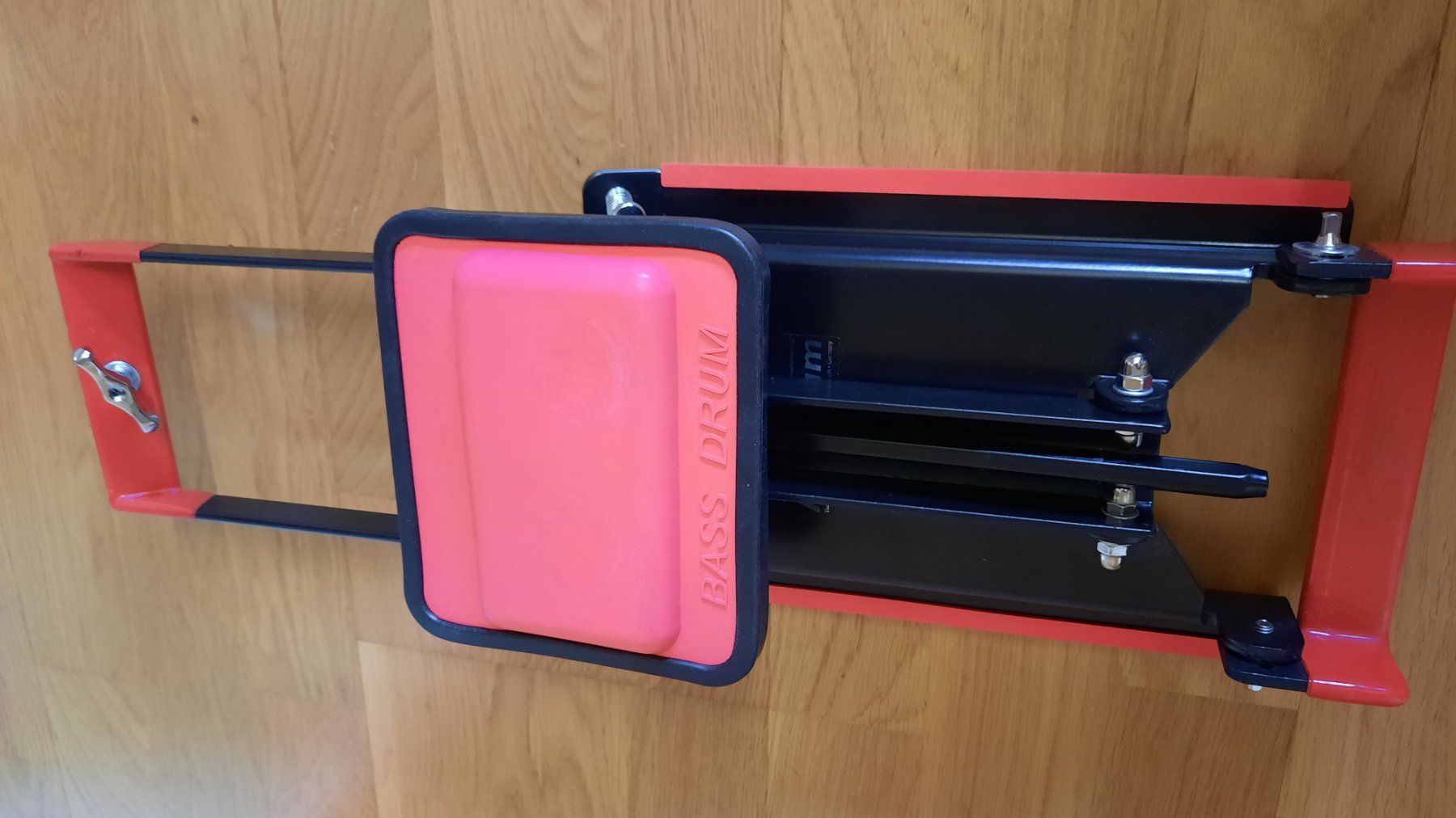 Strumenti musicali: Bass Drum Trainer – Usato da Giswil venduto da aethra 2