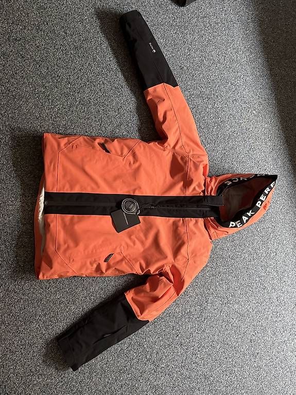 Giacche: Skijacke Peak Performance Gr. 160 – Nuovo e nell'imballaggio originale da Veltheim AG venduto da Danilo79 1