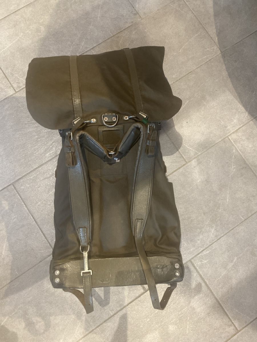Schweizer Armee Zaini: Suisse Army Rucksack – Usato da Bolligen venduto da Deltadelta_0 5