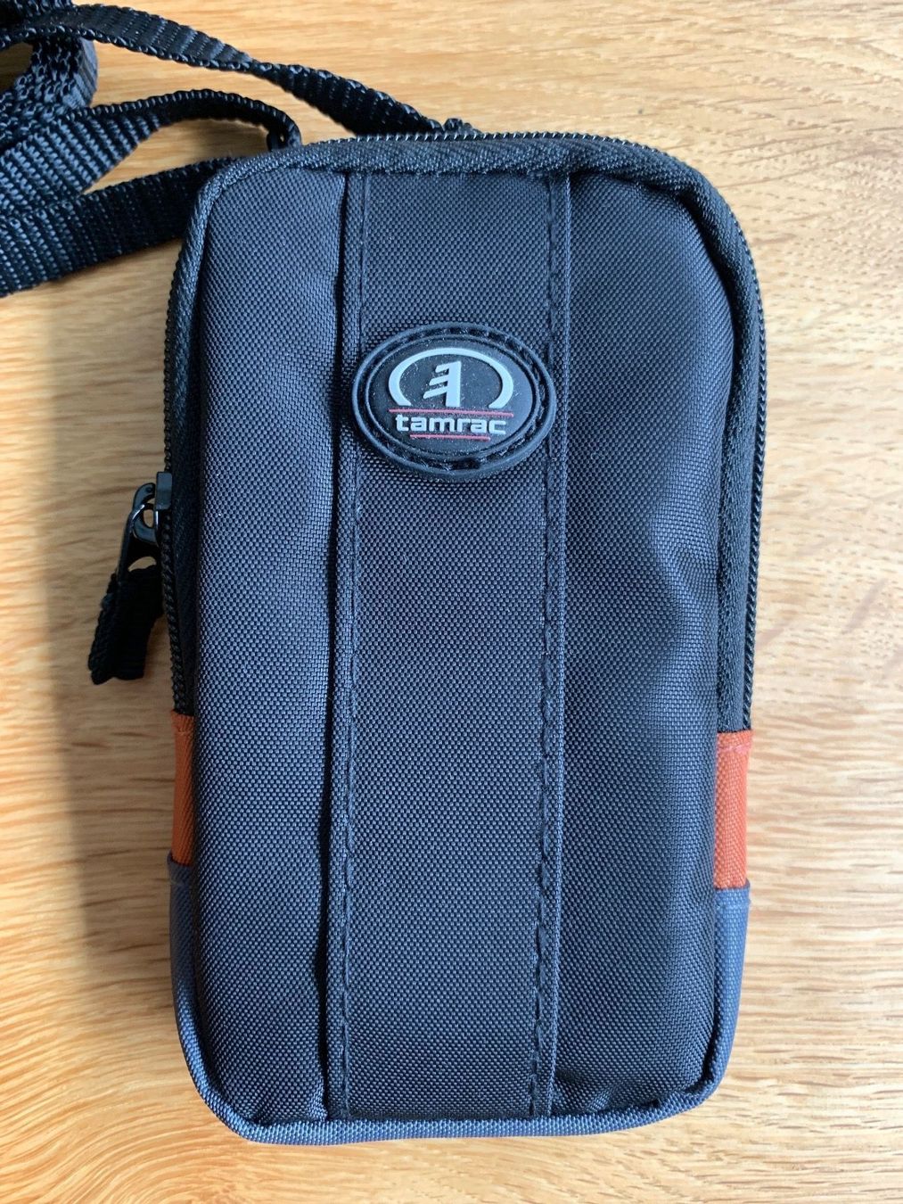 Tamrac Borse: Handytasche Tamrac – Nuovo (secondo la descrizione) da Bennwil venduto da escape39