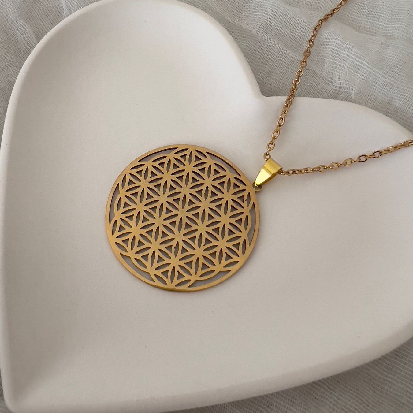 Ciondoli: Pendentif fleur de vie sur long collier – Nuovo e nell'imballaggio originale da Pully venduto da sunaddict 3