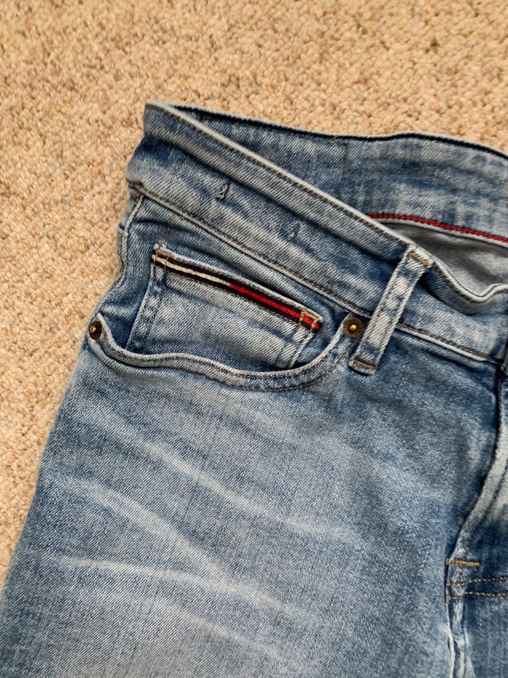 Tommy Hilfiger Jeans: Tommy Hilfiger Jeans Gr. W30/L32 – Gebraucht aus Ellikon an der Thur von Bali1999 3