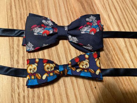 2er Set Kinder Fliege mit Motiven Teddy und Hippo