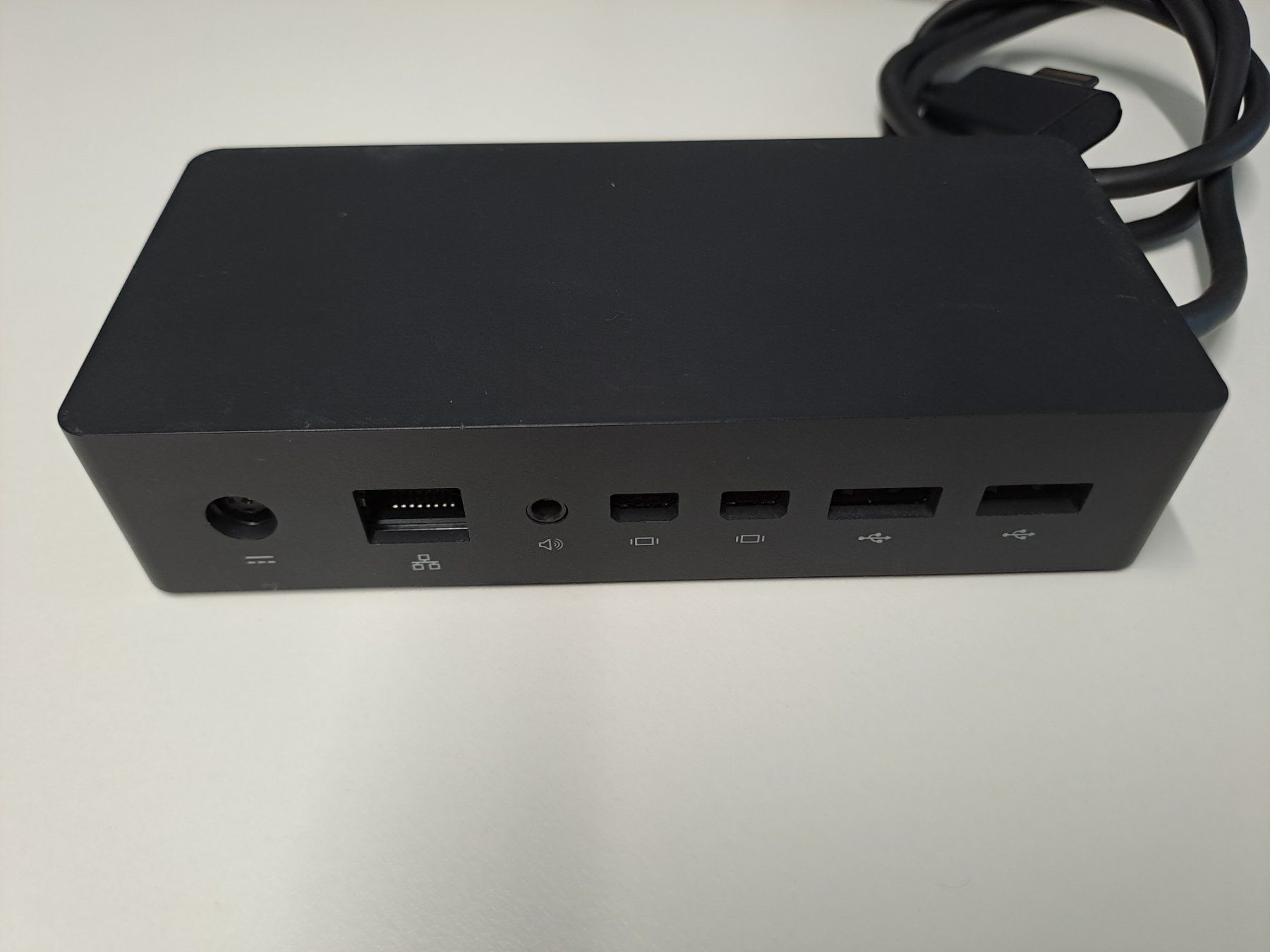 Microsoft Docking station: Microsoft Surface Docking Station + 2 x Anschlusskabel – Usato da Sachseln venduto da Grogettli 2
