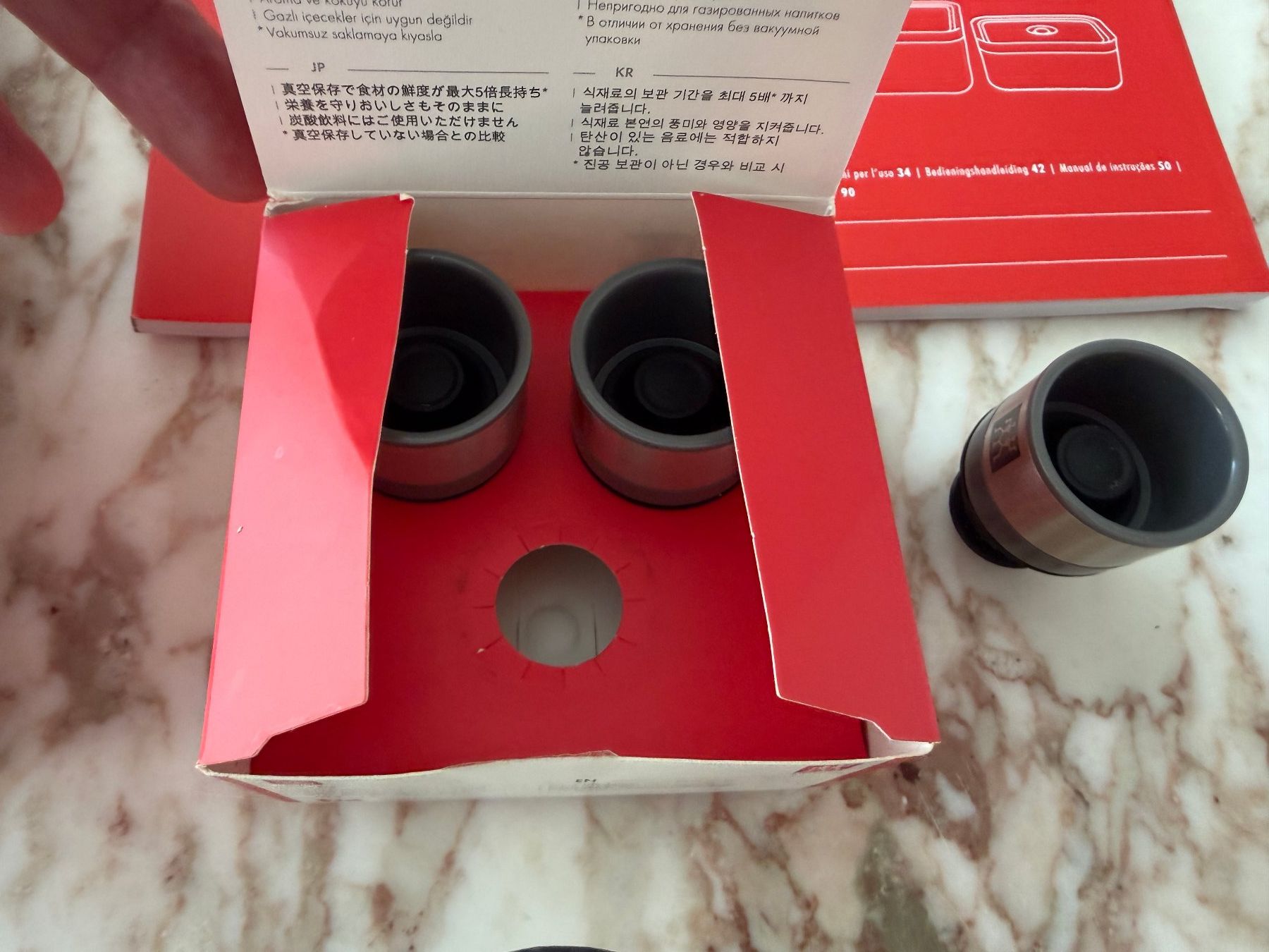 Zwilling Elettrodomestici da cucina: Zwilling FRESH & SAVE Vakuumier-Set – Usato da Bassersdorf venduto da Puzznic2 1