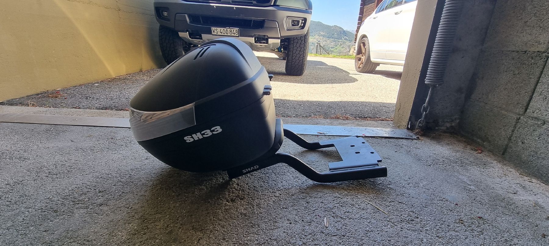 Topcase: SHAD SH33 Topcase mit Montageplatte – Usato da Visp venduto da gstuder3
