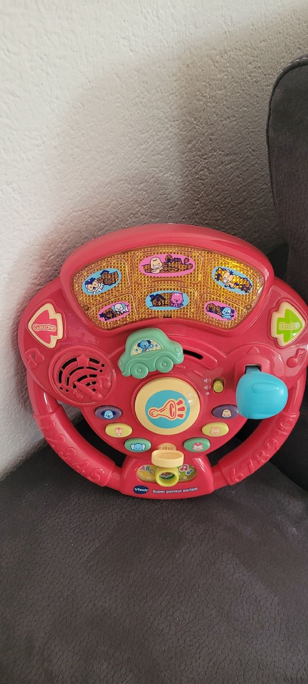 Vtech Giocattoli: Volant interactif Vtech -25 cm + les piles/batery – Usato da Vevey venduto da obi_n8zc 2