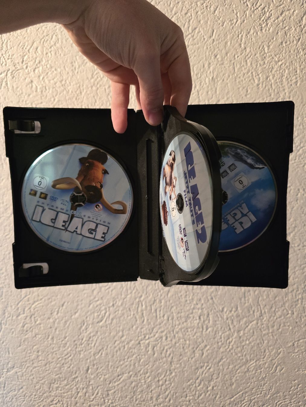 Tutti i DVDs: ICE AGE 1, 2 & 3 DVD – Usato da Grandval venduto da Golumbus 2