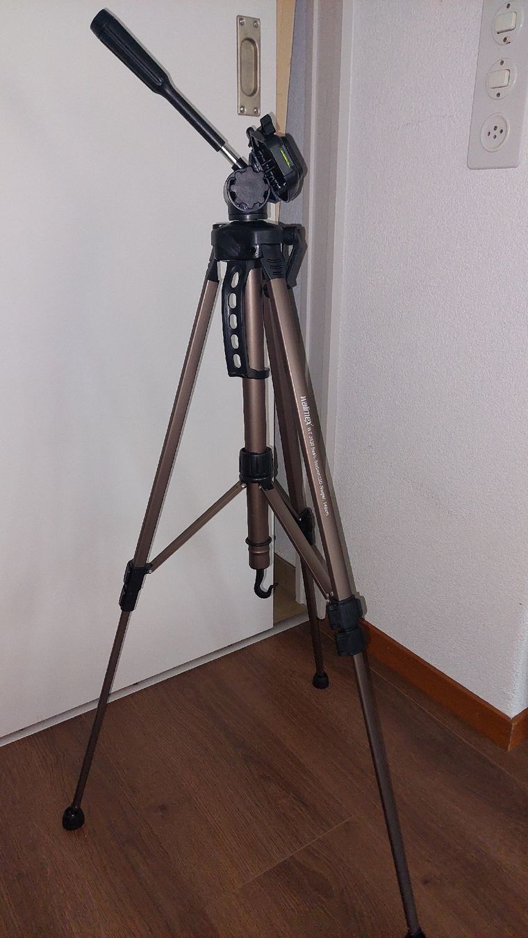 Treppiedi & Teste: Stativ Walimex WT-3530 Basic 3D-Neiger 146cm neu – Nuovo e nell'imballaggio originale da Konolfingen venduto da lanomi 2