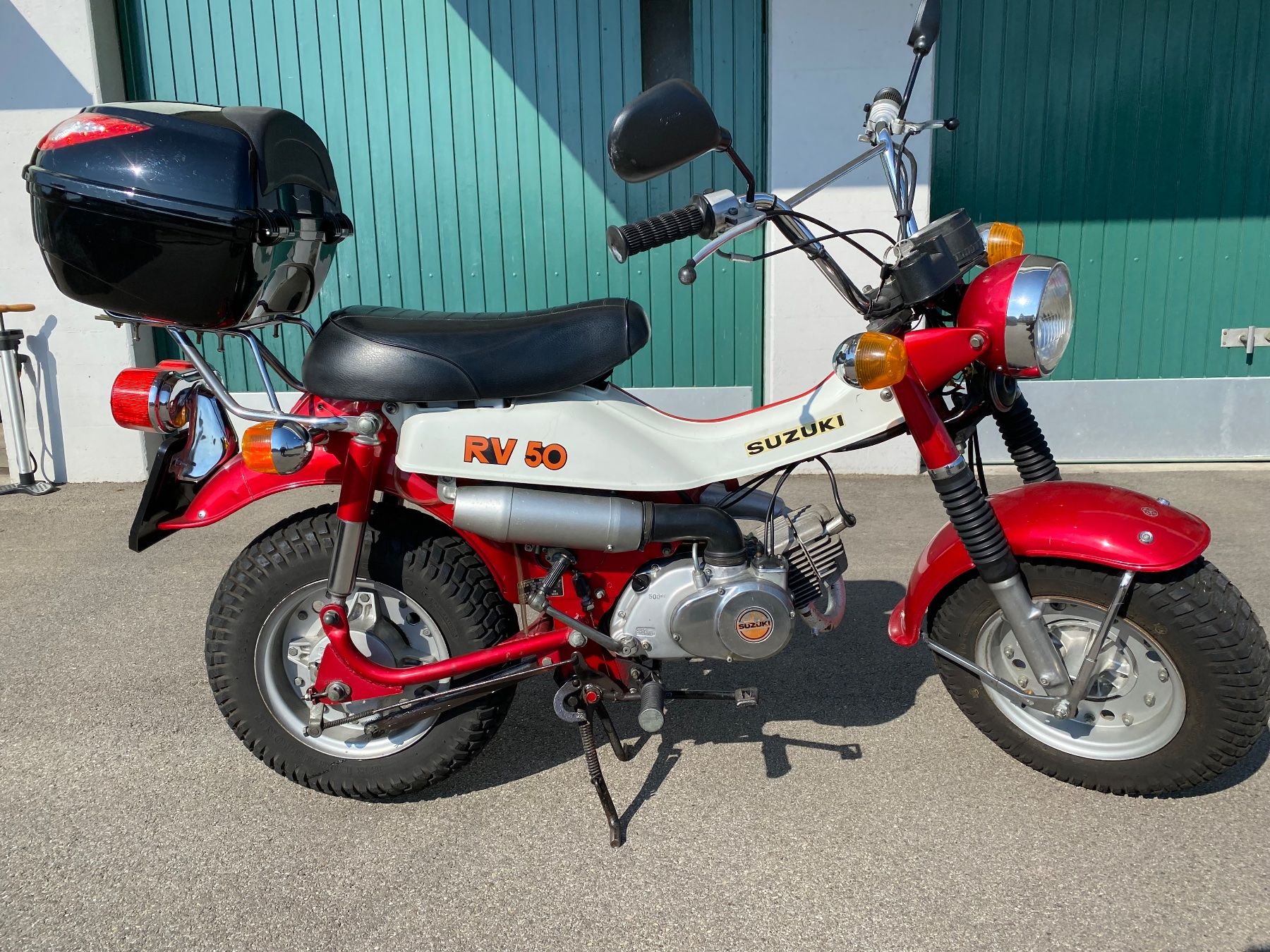 Suzuki Strasse: Zusuki RV 50 Olttimer – Gebraucht aus Oberrieden von Lapro 5