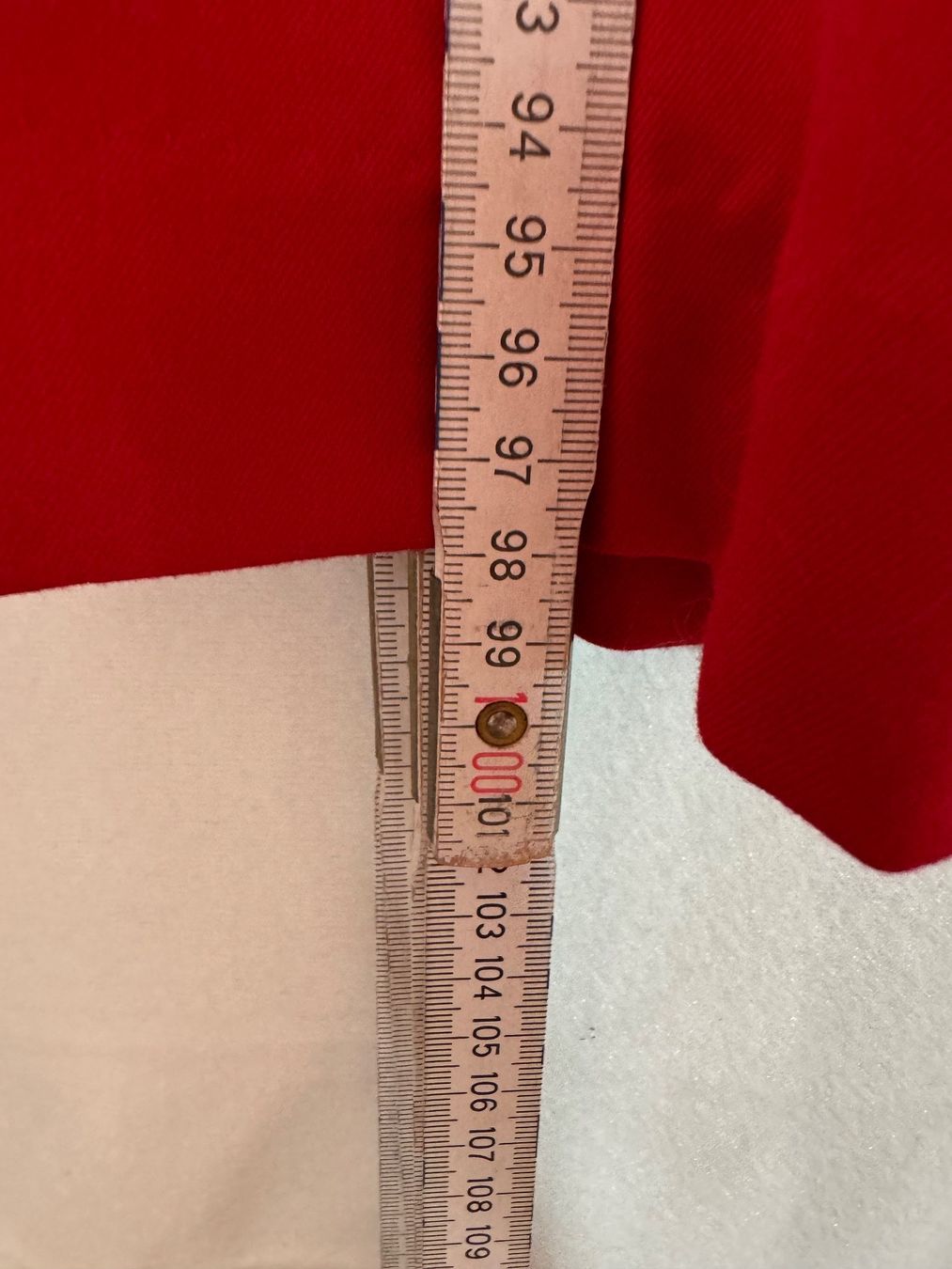 H&M Pantaloni: Rote Hose mit Gürtel von H&M Gr. 38 – Usato da Grosswangen venduto da second_hand_dress 4