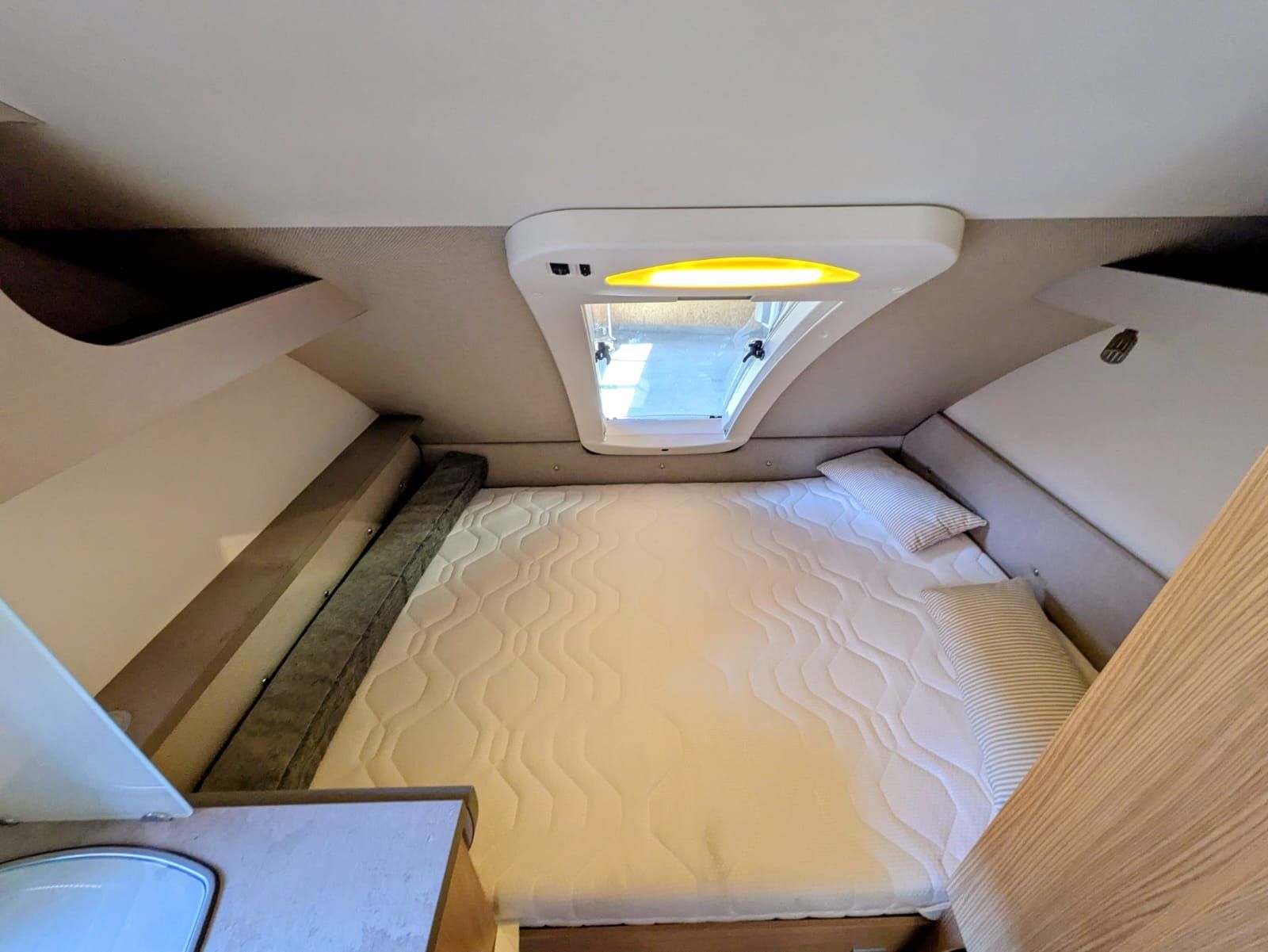 Tabbert Veicoli da campeggio: Wohnwagen T@B 400 Basic ab MFK - Mover - Sonnensegel – Usato da Busswil BE venduto da lama-camping 5