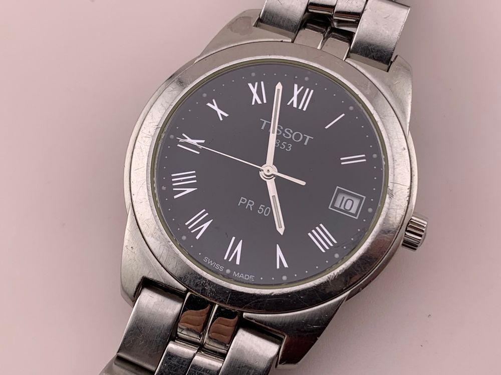 Montre Tissot PR50 Homme - Mouvement Quartz - Fond Doré - Réf F1047 - Occasion