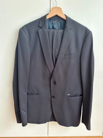 Zara Anzug - Gr. 52 - schwarz