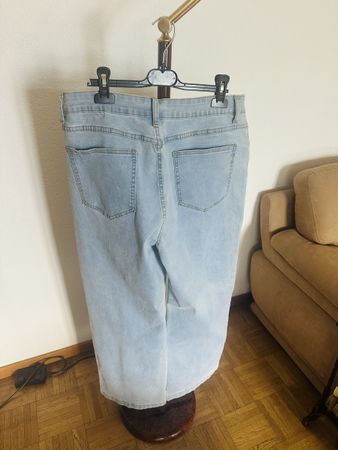 Jeans larghi azzurro misura L/XL donna