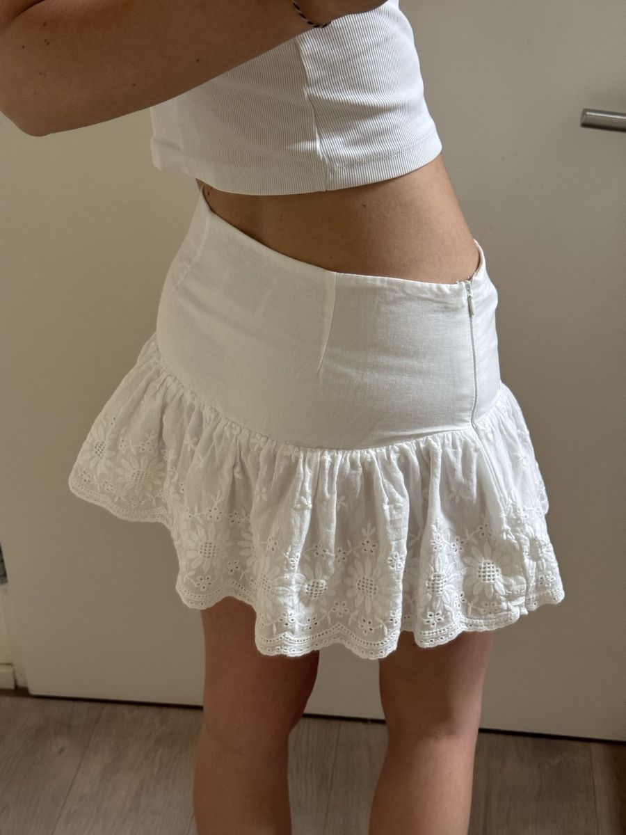 Gonne: UNUSED Peppermayo white mini skirt US 0 – Nuovo (secondo la descrizione) da Horgen venduto da ali_9w9p 1