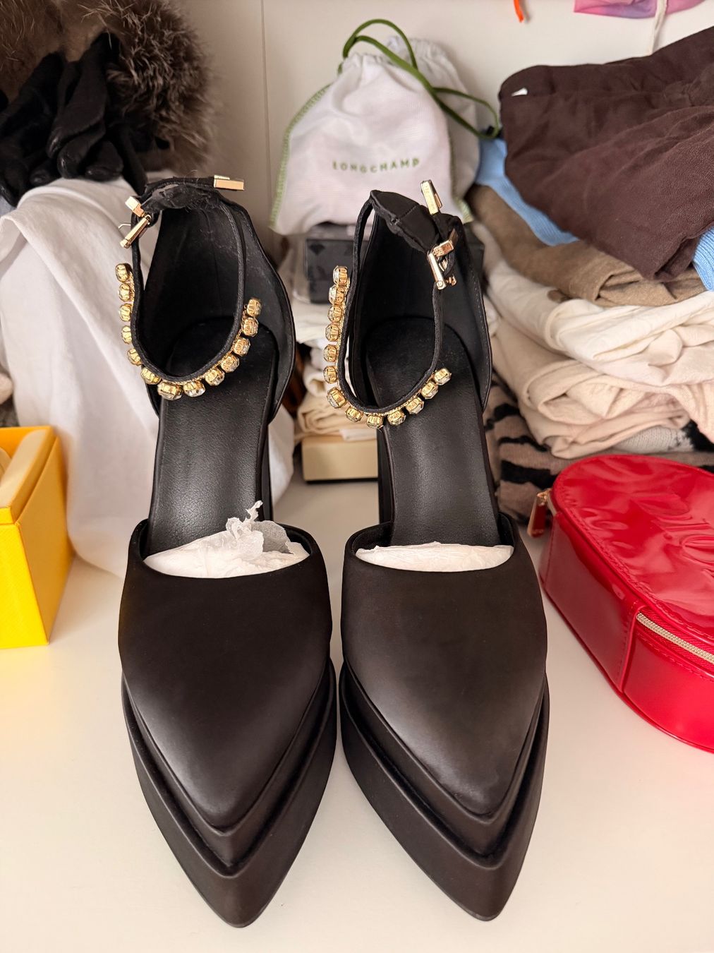 Versace Damenschuhe: Versace Medusa NEU – Neu (gemäss Beschreibung) aus Zug von mcm.v.i 1