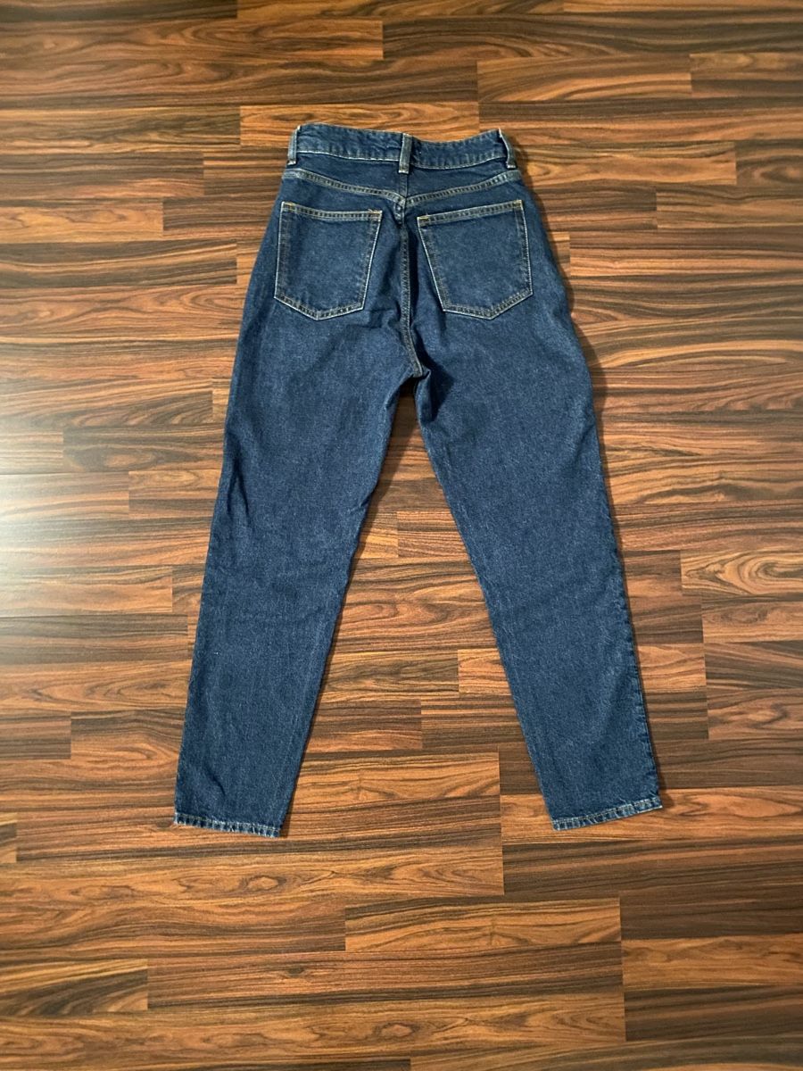 H&M Jeans: Dunkelblaue Damen Jeans – Nuovo (secondo la descrizione) da Gretzenbach venduto da Lina.67 1