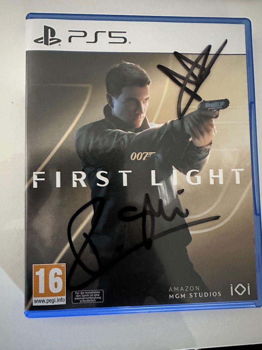 Sony Giochi: PS5 Spiel 007 First Light signiert Unterschrift – Nuovo e nell'imballaggio originale da Thalwil venduto da Wilhelm85
