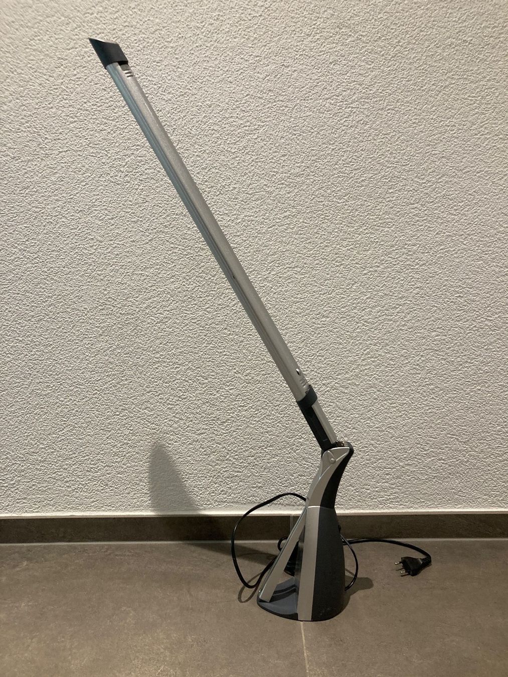 Lampade: Moderne silber-schwarze Designerlampe – Usato da Münchenbuchsee venduto da MaikeWolf