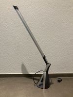 Moderne silber-schwarze Designerlampe