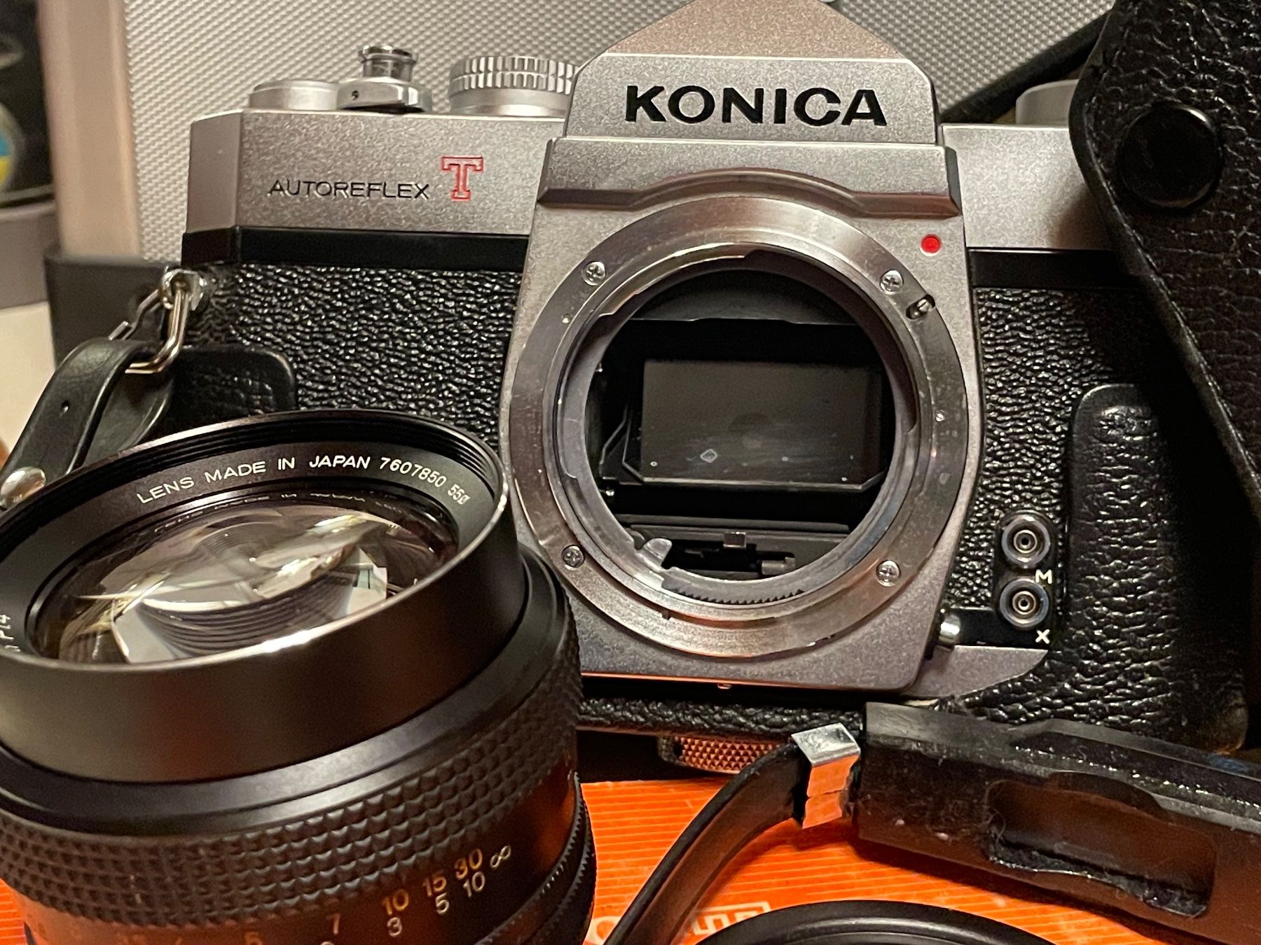 Konica Fotocamera: Konica Autoreflex T, Hexanon AR f1.4 50mm, 1x Weitwinkel obj – Usato da Zürich venduto da Arcana_Fail 2