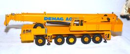 MODELL PNEUKRANE DEMAG AG VON CONRAD 1:50 GANZMETAL