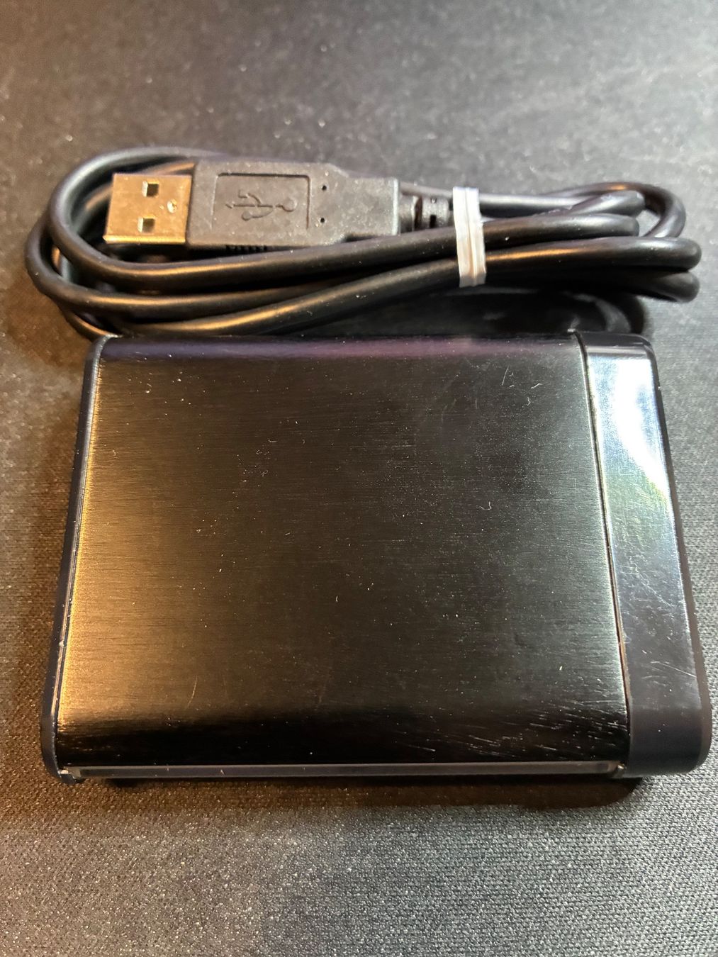 Lettori di schede: FreeCom Kartenleser, mit Kabel – Nuovo (secondo la descrizione) da Döttingen venduto da zha_xh2w 1