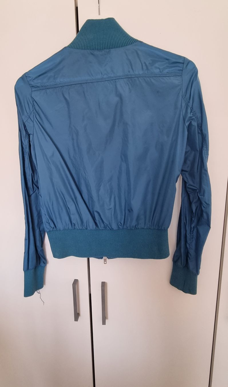 Benetton Vestes & Manteaux: Light Jacket by Benetton – D'occasion à Mendrisio par ann_d9pf 5