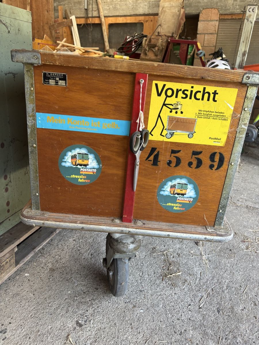 Eléments de bureau: Chariot PTT – D'occasion à Heitenried par Petize