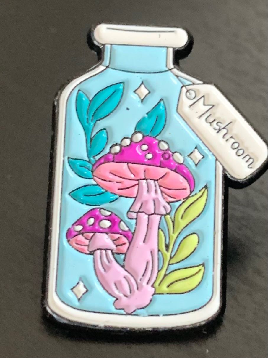 Placchette & Badge: Pin Pilze / Mushrooms – Nuovo e nell'imballaggio originale da Geneve venduto da vane267