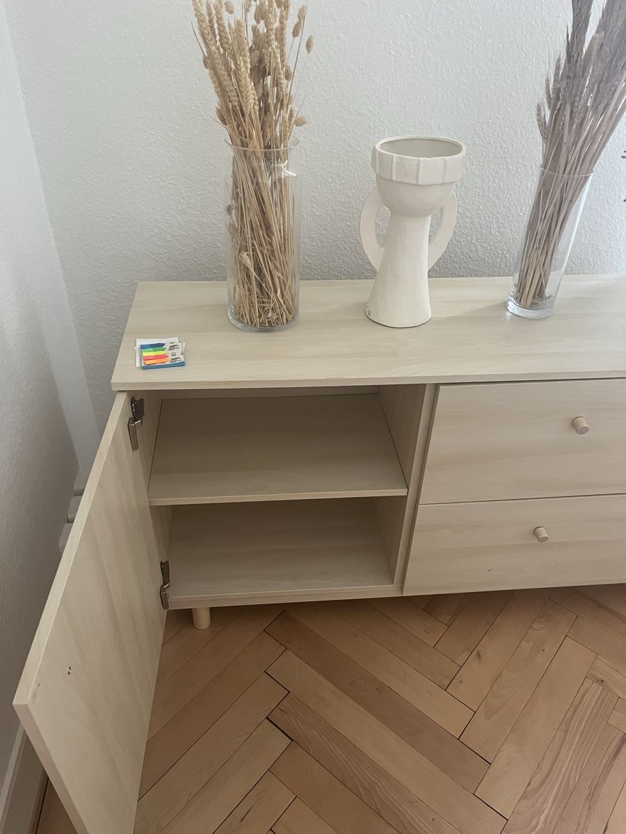 Ikea Meubles TV: TV Table IKEA – Neuf (Voir description) à Genève par ang_5v9z 1