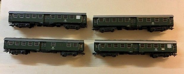Märklin Modelleisenbahnen: DB-Regionalzug der 60er-Jahre – Gebraucht aus Menziken von mago010