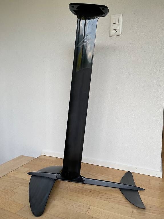 Aquilone: Kitefoil Carbon – Usato da Leissigen venduto da Koweba
