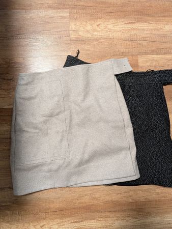 2 COS Rock Wollmischung Gr. 38 Beige und Schwarz
