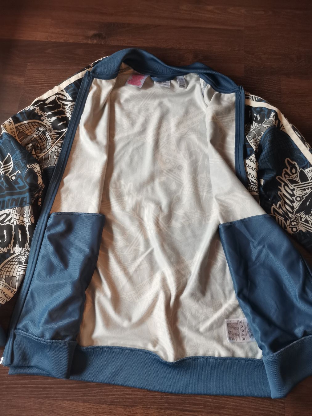 Adidas Giacche: Adidas Trainingsjacke Gr. 164, Jacke – Nuovo (secondo la descrizione) da Oftringen venduto da januarloch 3