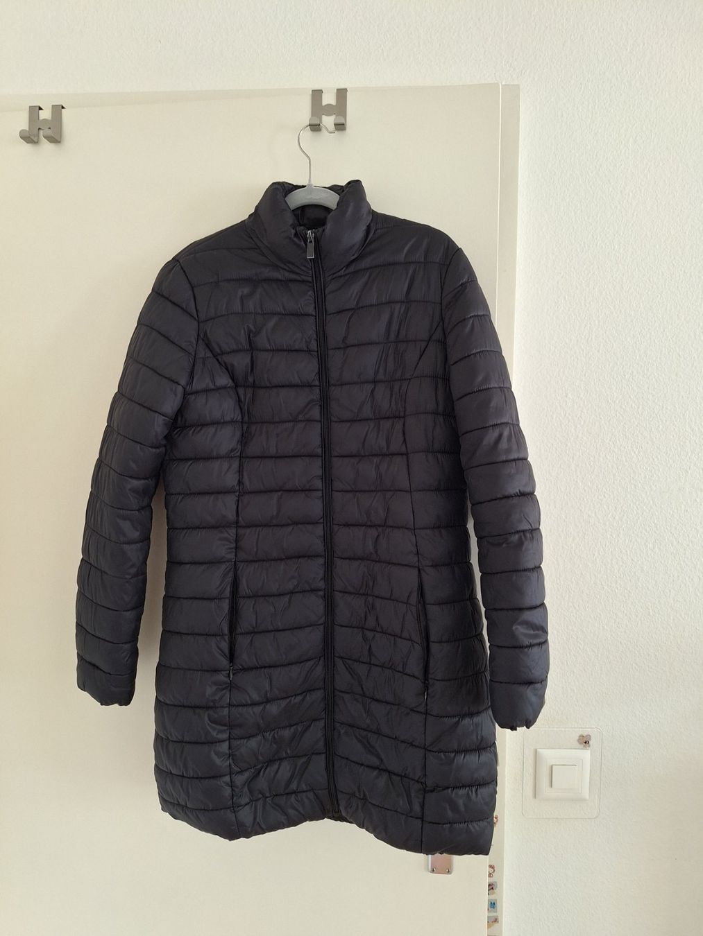 Giacche: Damen Steppjacke schwarz Grösse M – Usato da Worb venduto da nfsolutions