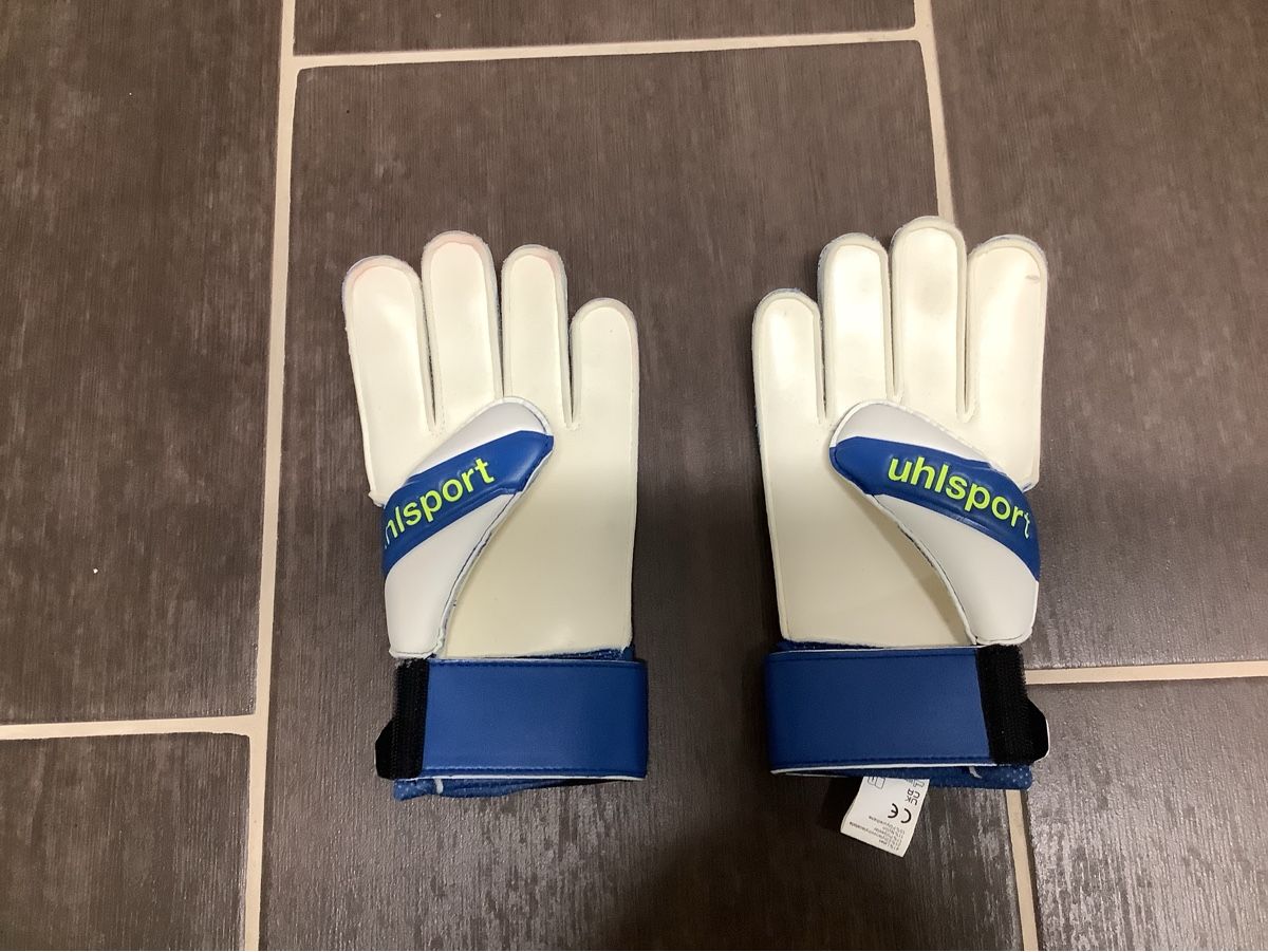 Guanti & manicotti: Uhlsport Starterssoft Torwarthandschuhe, Grösse 7.5, Top! – Nuovo (secondo la descrizione) da Brugg AG venduto da Sweety_pie 1