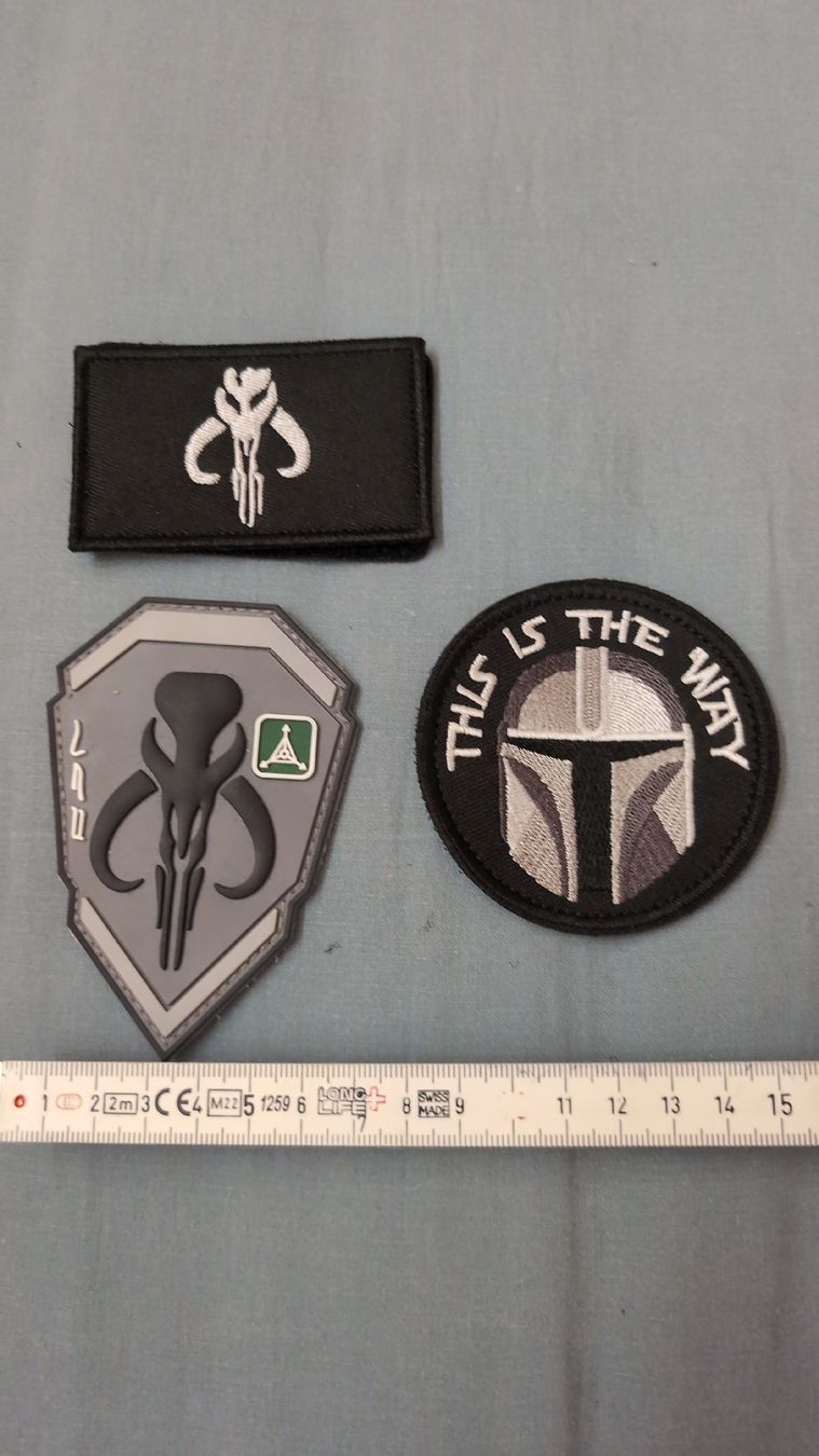 Insignes: 3 Star Wars mandalorien patches – Neuf (Voir description) à Emmenbrücke par Rewan_Helvetius