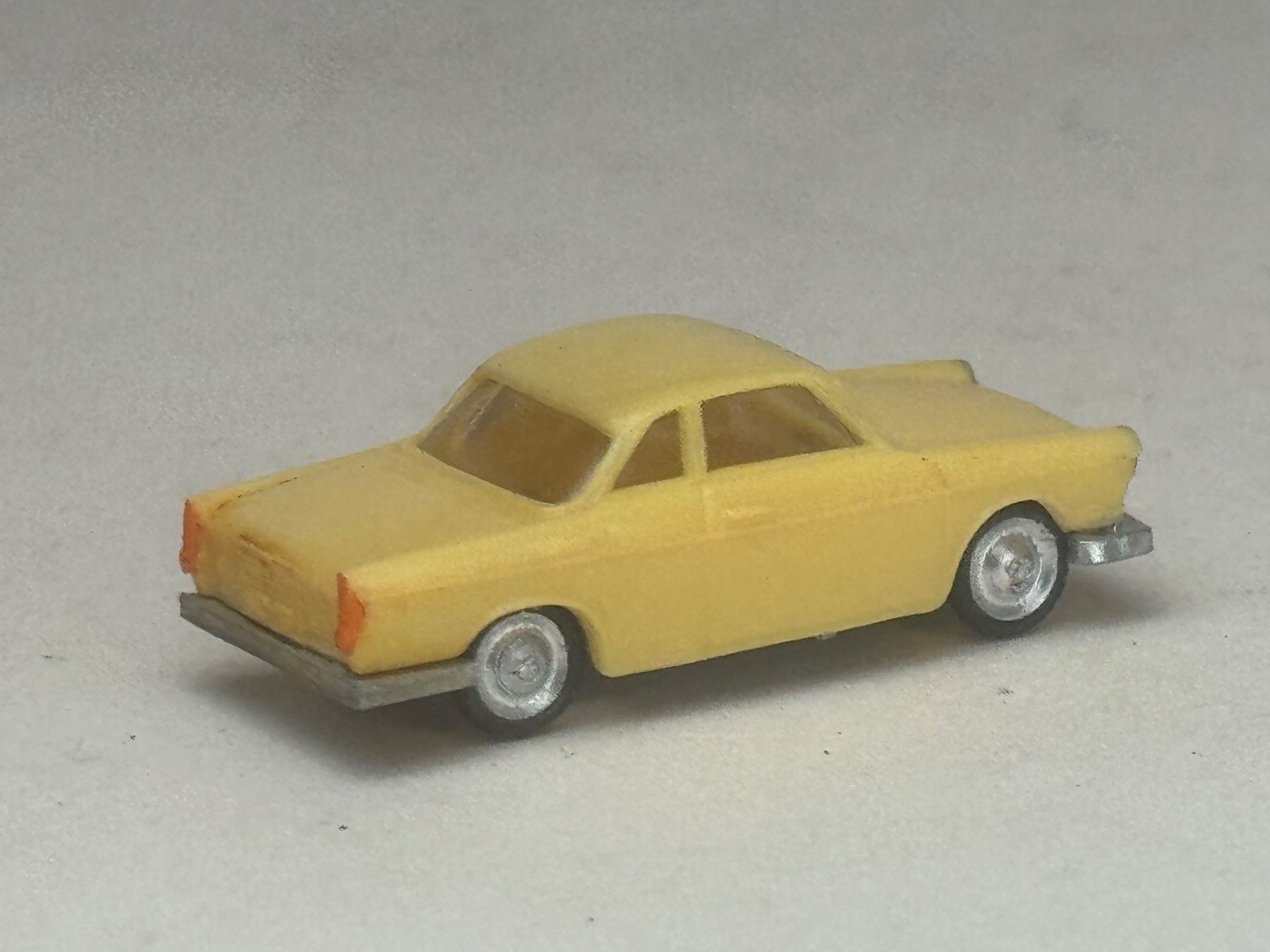 Eko Modellini d'auto: GB1-EKO BMW 700 Coupe beige – Usato da Elm venduto da Wikmtz 1