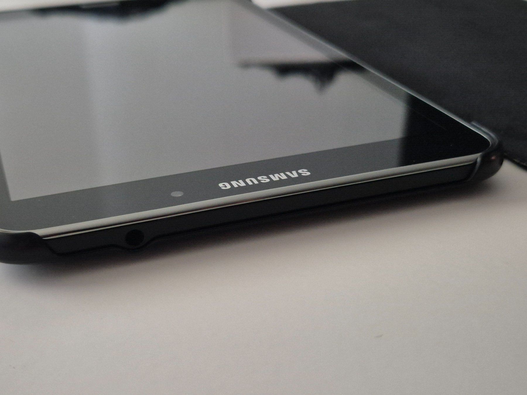 Tablet PC: Samsung Galaxy Tab 4 Android Tablet SM-T330 mit Hülle – Usato da Zürich venduto da pau_y8mv 6