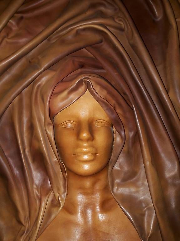 Statuette: Modèle moulage cuir – Usato da Saxon venduto da dad_q89q 1